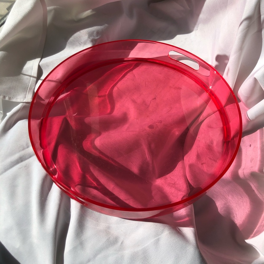 Pink serving tray